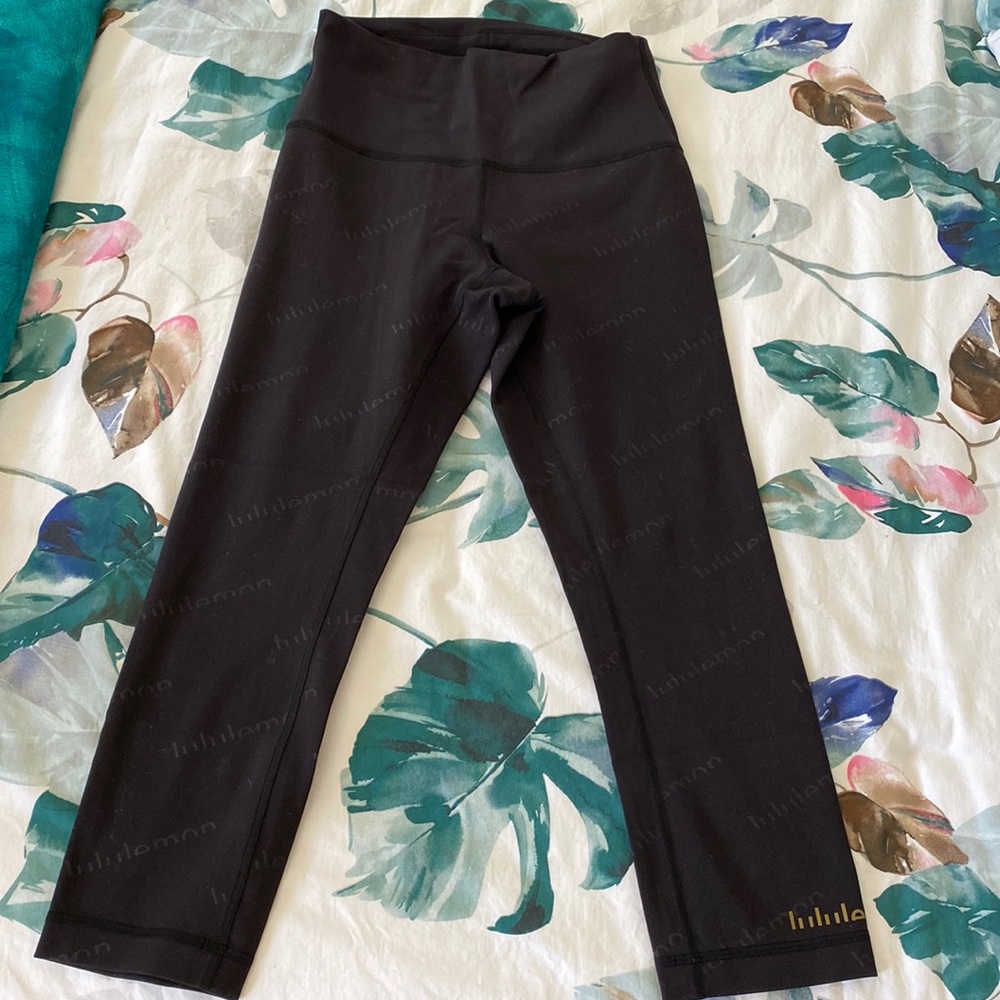 Lululemon lunar new year wunder under crop